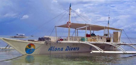 Alona Divers at Alona Beach Alona Divers in Panglao - Philippines