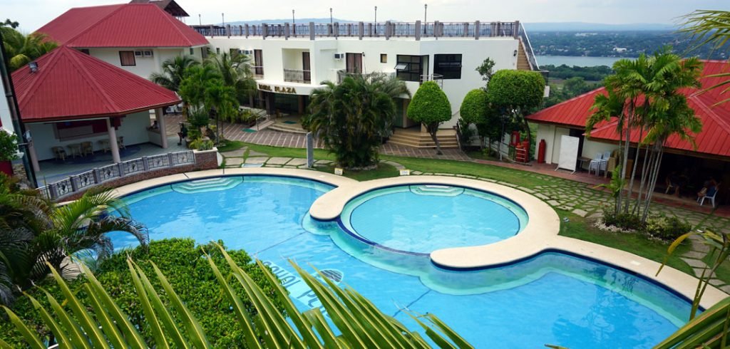 Bohol Plaza Resort Pool View