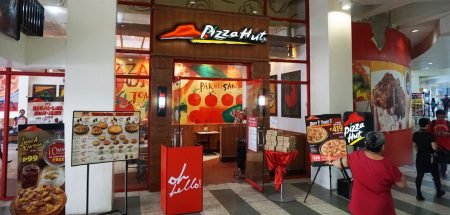 Pizza Hut in Tagbilaran Pizza Hut in Tagbilaran, Bohol - Philippines