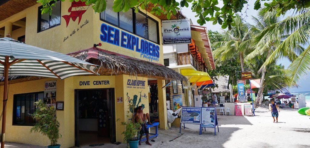 Sea Explorers at Alona Beach