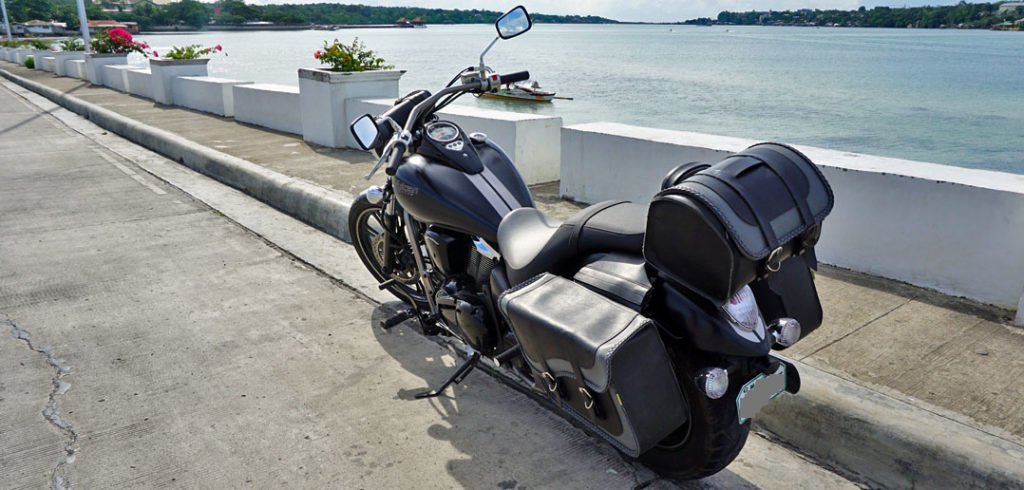 Vulcan 900 with Sattlebags