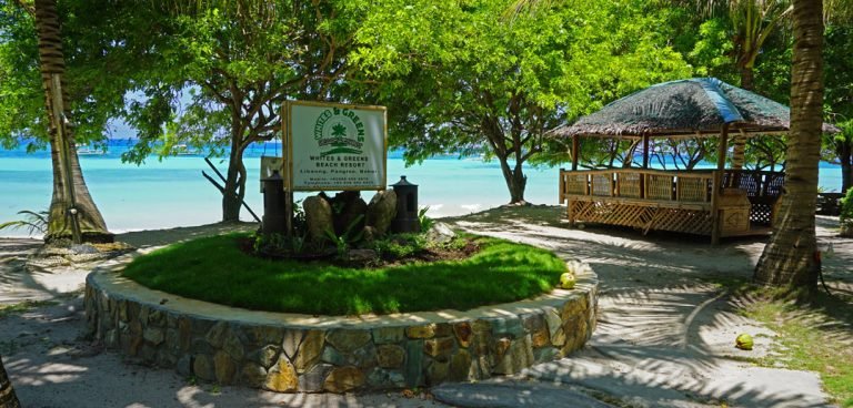 Whites and Greens Beach Resort in Panglao